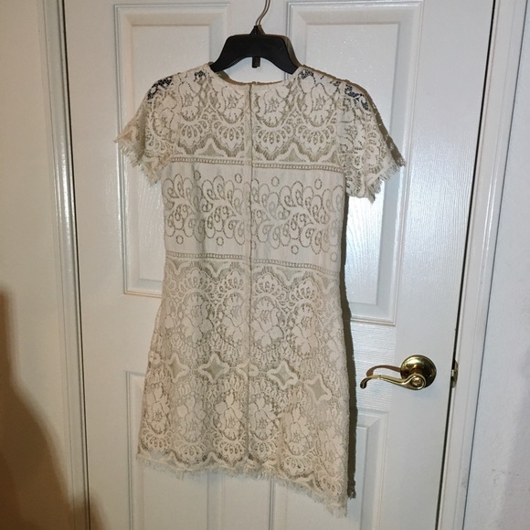 Free People White Dress Lace Shift Short Sleeve Boho Wedding Engagement Size 4 S - Picture 3 of 5